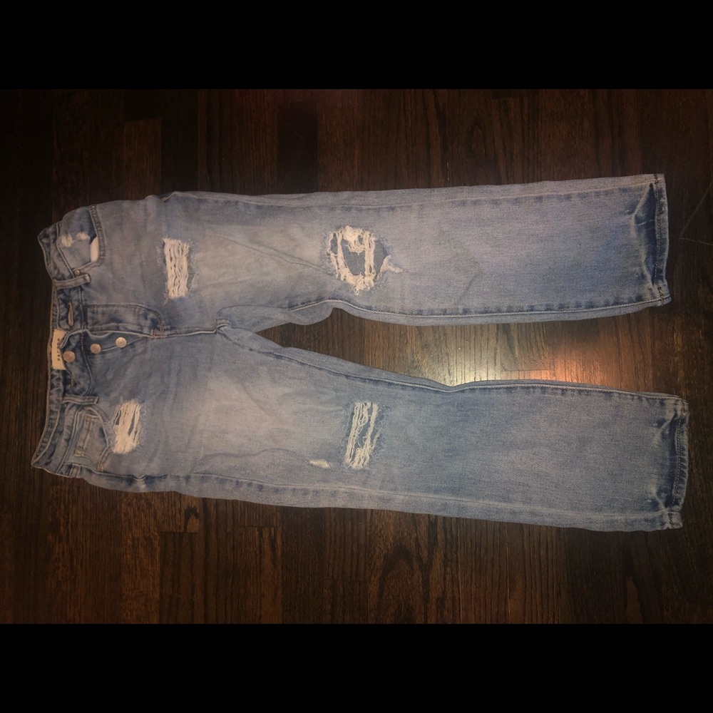 Ripped mom jeans